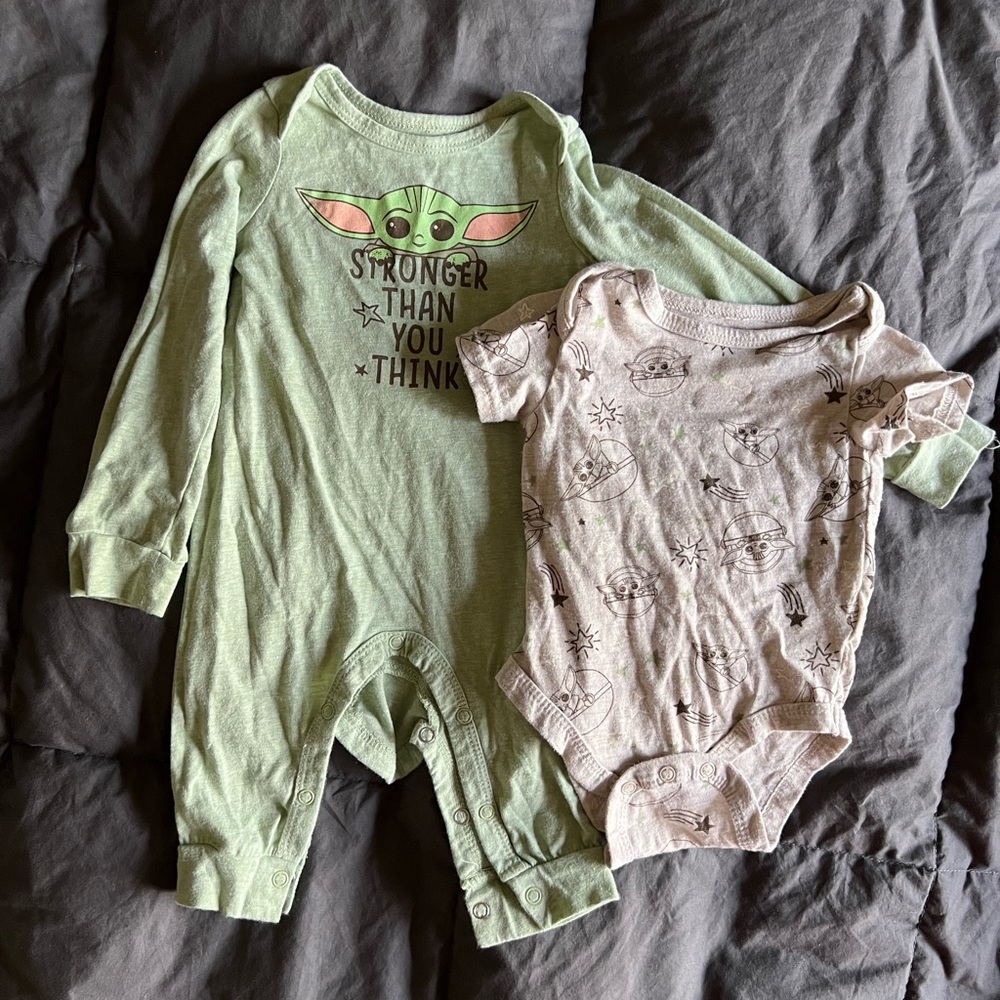 Baby Yoda Set